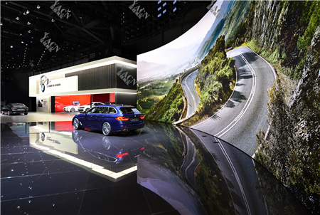 ��������չ��